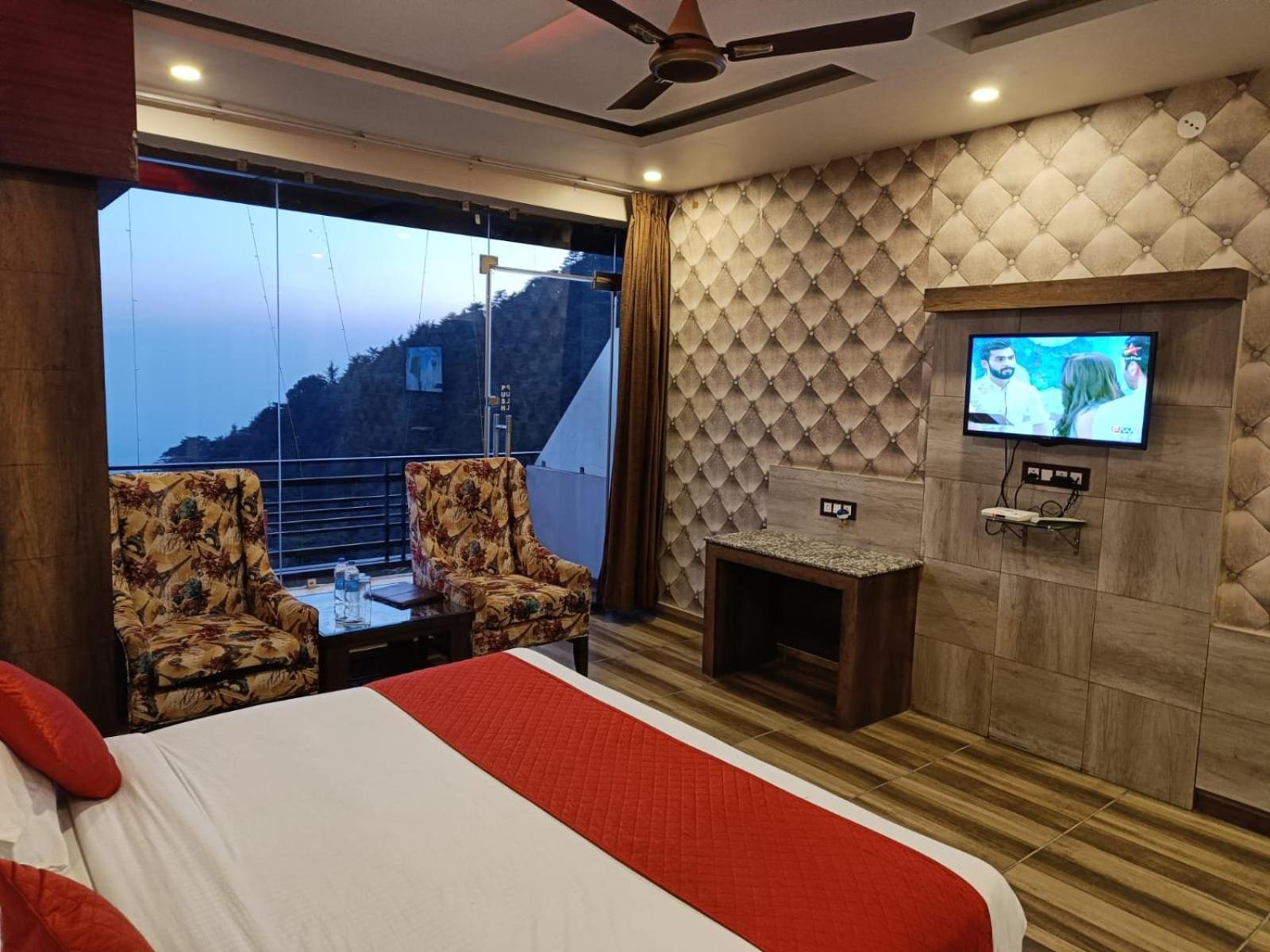 King Castle Mcleodganj-Centrally Heated And Air Cooled- Near Mall Road - Free Parking Dharamshala Exterior foto